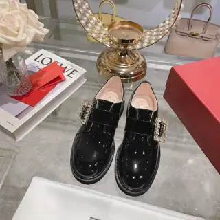 Roger Vivier new Chelsea shoes are comfortable to wear