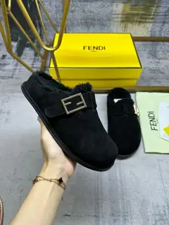 Fendi fur half slippers