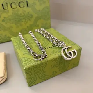 Gucci necklace