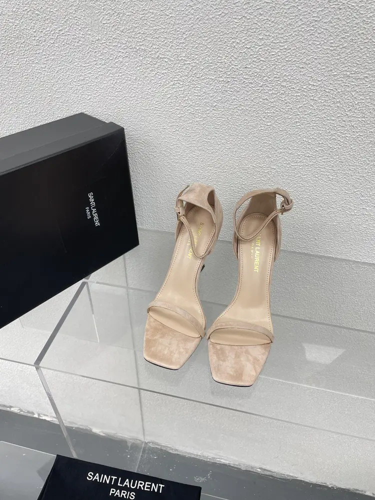 Yves Saint Laurent Heels