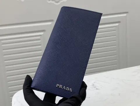 prada Wallet