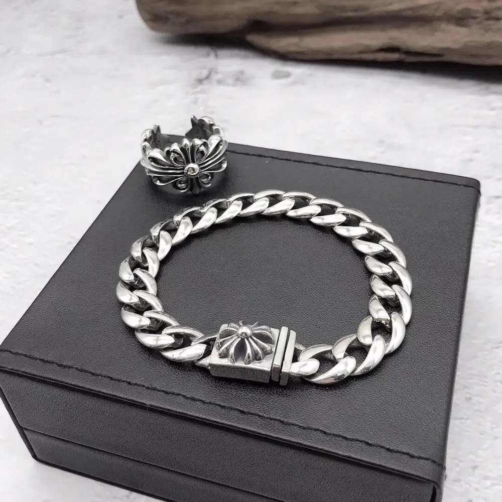 Chrome Hearts Crusader Flower Ring