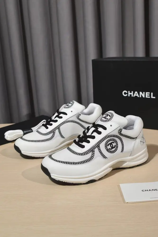 Chanel Panda Shoes The upper