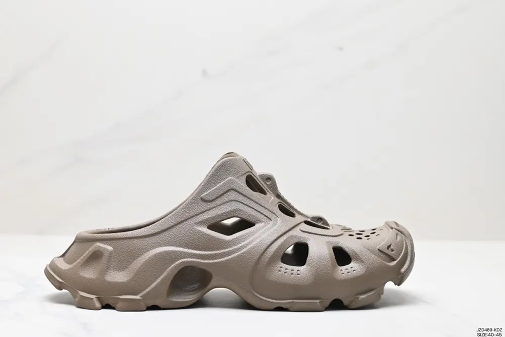 BALENCIAGA Shoes 702421