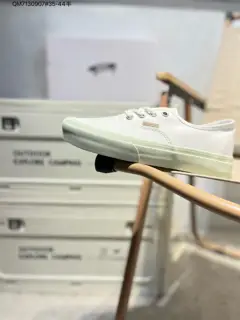 Vans classic retro casual sports shoes