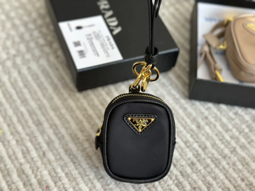 prada Wallet