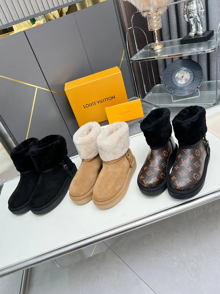 Louis Vuitton high-mercer suede cowhide