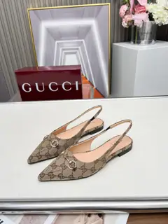 Gucci original hardware chain buckle Shoes