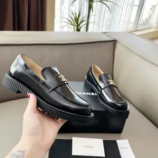 Chanel early spring single shoes