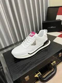 Armani men’s new casual shoes are fashionable and high-quality