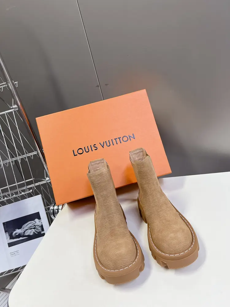 Louis Vuitton new thick-soled dad shoes couple leather boots are trendy and show youthful