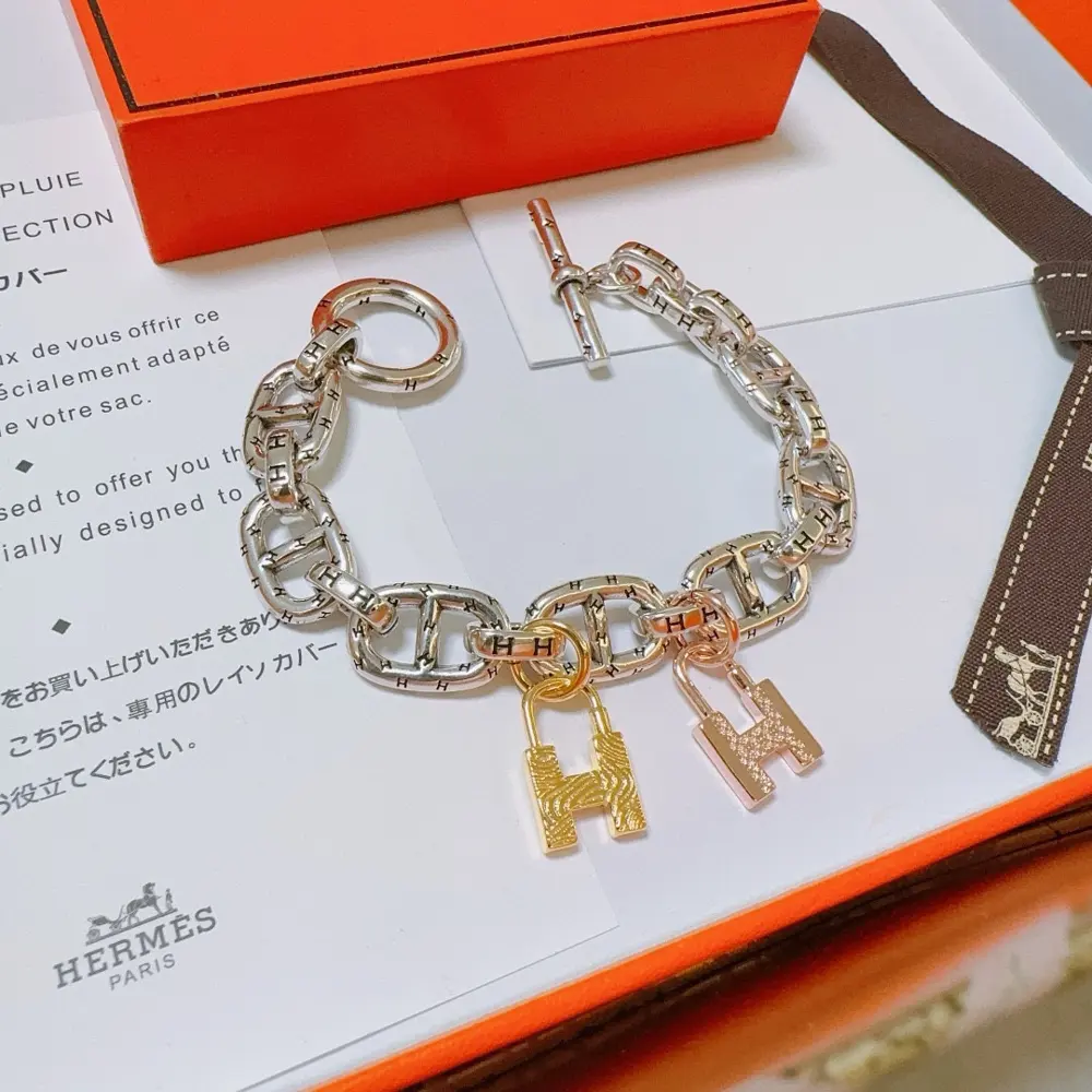 New Hermès bracelet thickened platinum version. High-end precision version