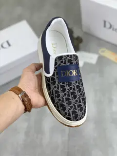Dior classic casual shoes This is the official flagship classic model