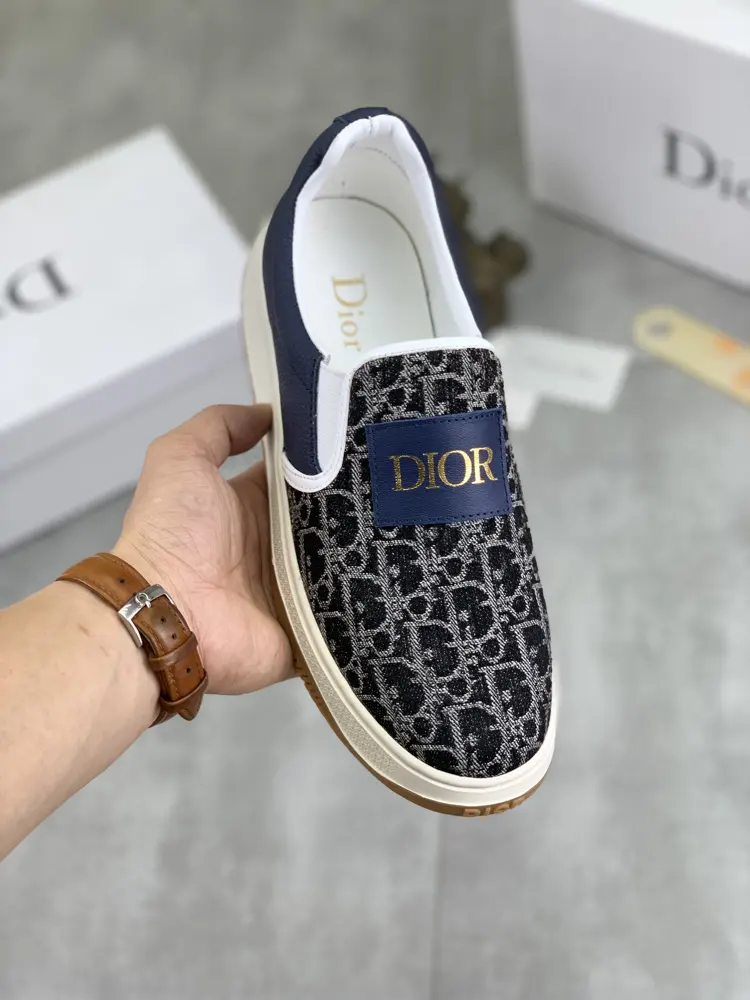Dior classic casual shoes This is the official flagship classic model