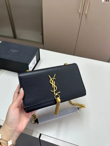 Yves Saint Laurent Bag
