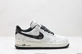 NIKE AlR FORCE 1’07 LV8 Sneakers DR9868-500