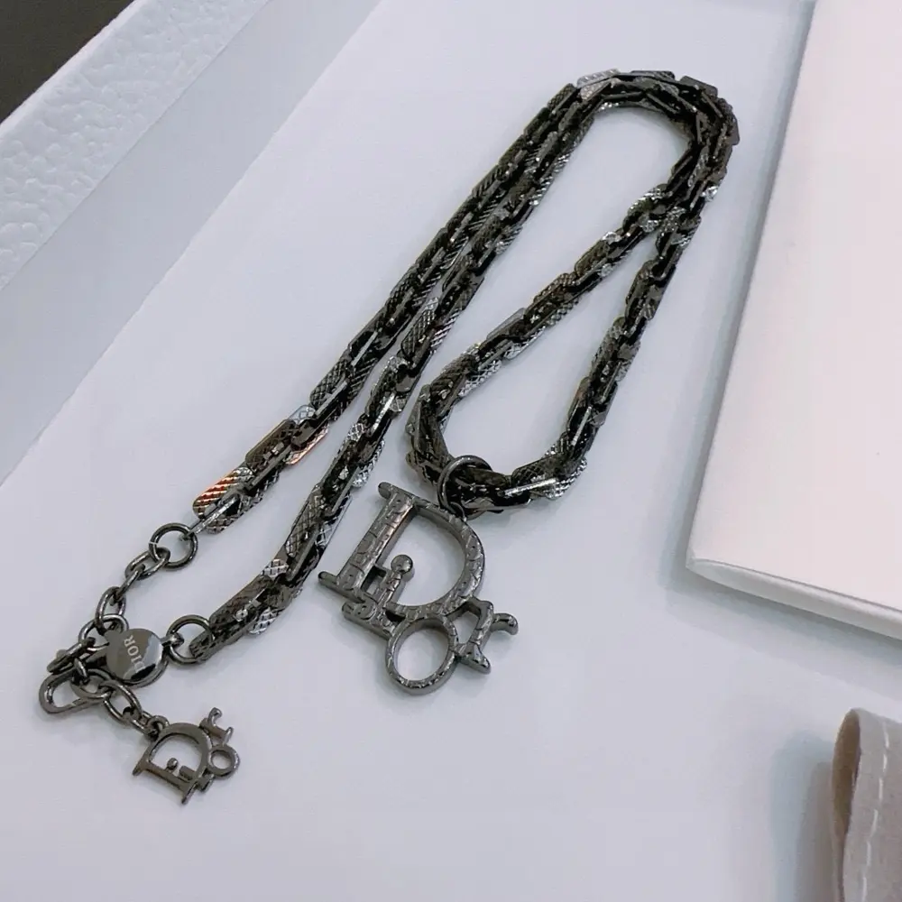DIOR New Dior necklace Original goods New counter model