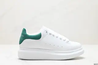 Italian luxury brand Alexander McQueen Sole Leather Sneakers low-top fashion thick-soled