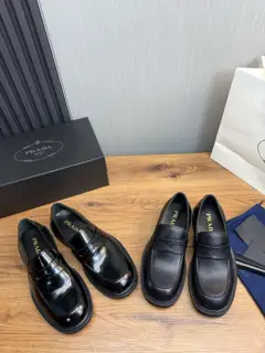 Prada men’s casual leather shoes
