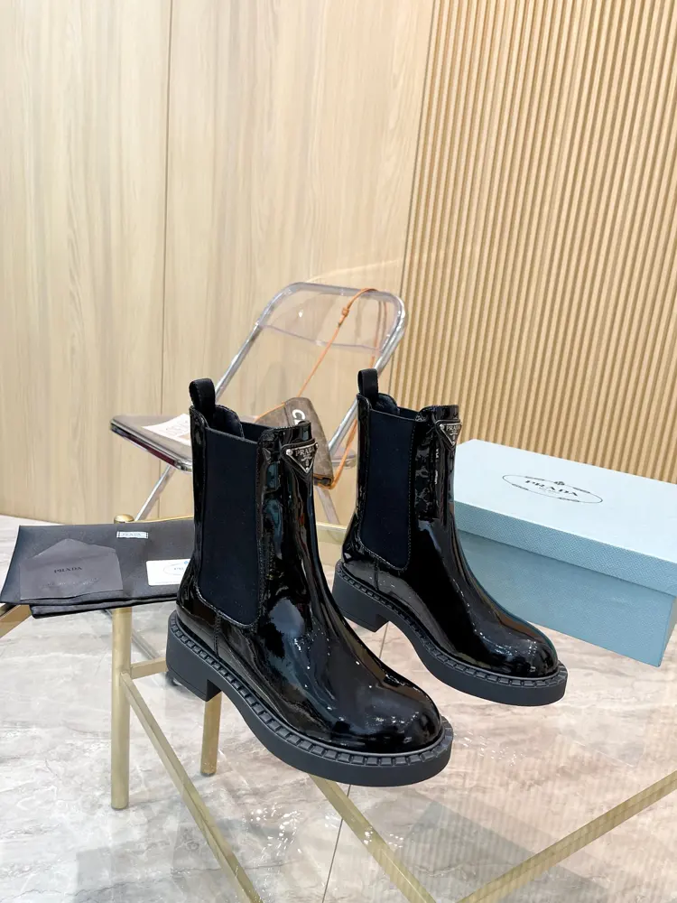 SSS launches Prada short boots series
