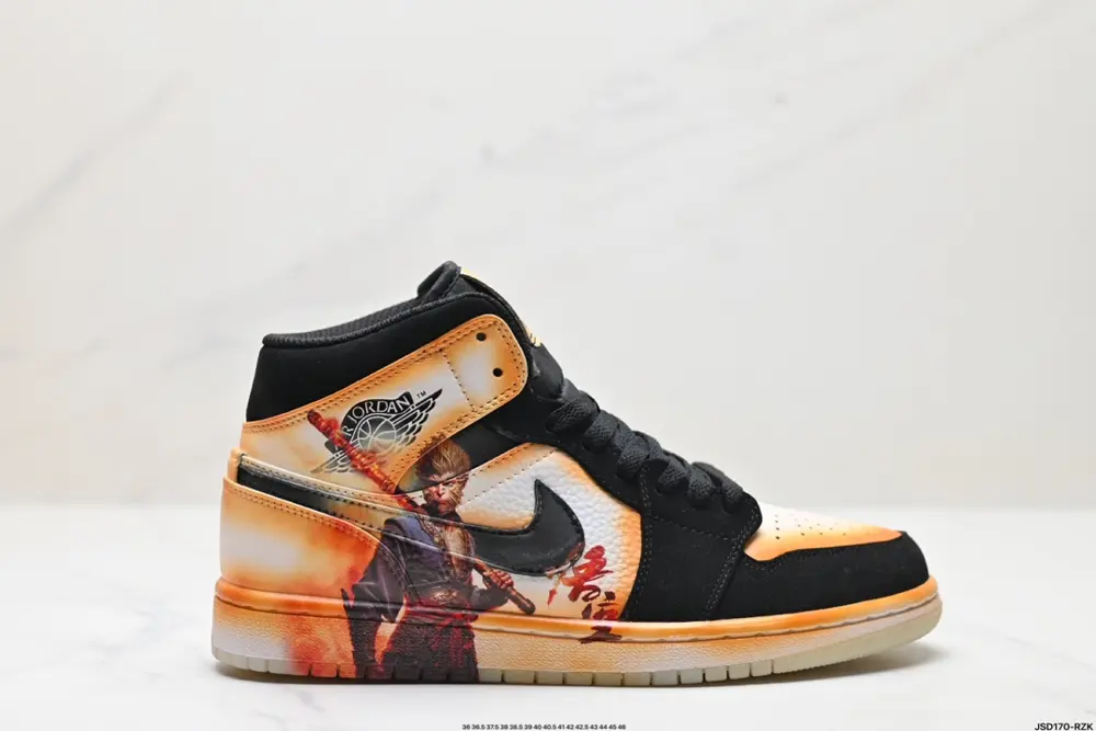Nike Air Jordan 1 Retro Mid Sneakers 554724