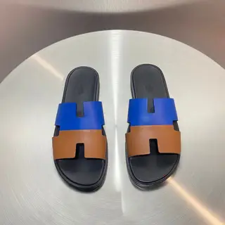 Hermès Classic H Slippers ~ High-end men’s sandals• beach shoes slippers ~ counter