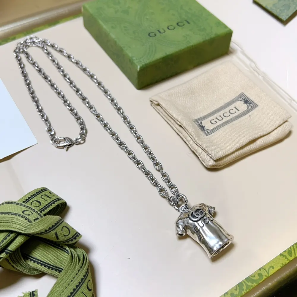 The latest Gucci necklace