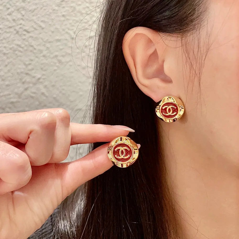 Second-hand Chanel earrings