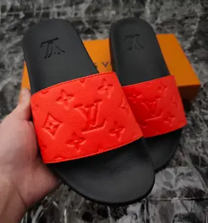 Louis Vuitton slippers