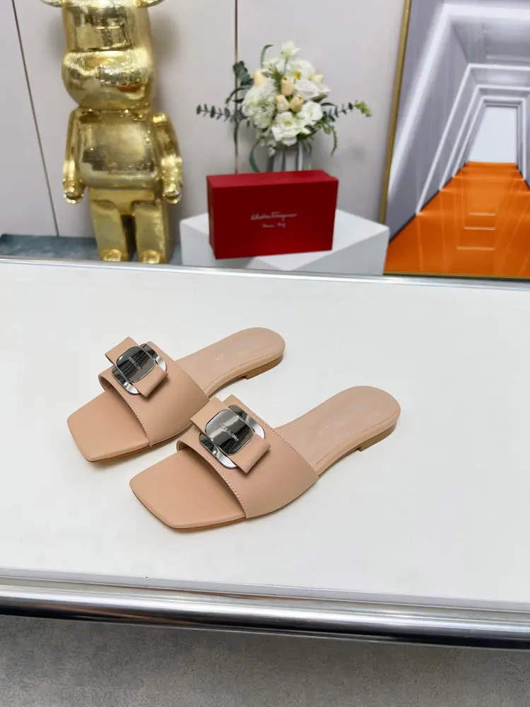 Salvatore Ferragamo Ferragamo slippers