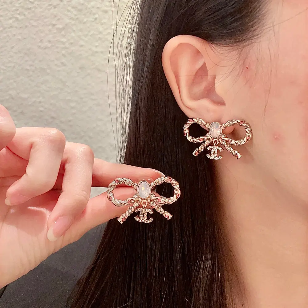 Second-hand Chanel earrings
