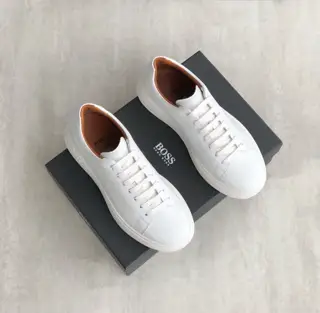 BOSS men’s leather low-top casual sneakers