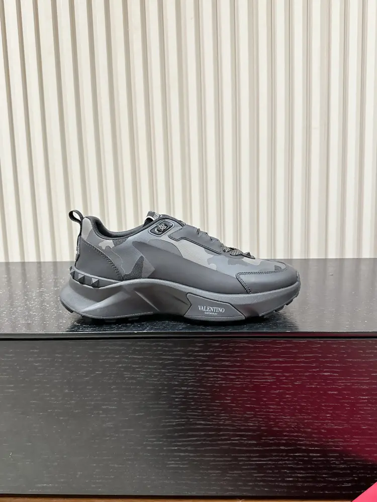 Valentino new casual sports shoes