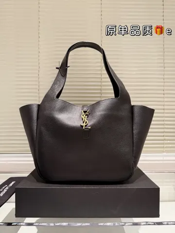 Yves Saint Laurent Bag