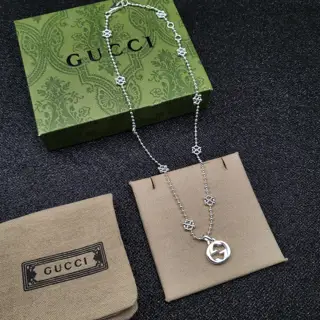 Gucci necklace