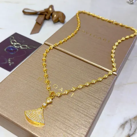 BVLGARI necklace