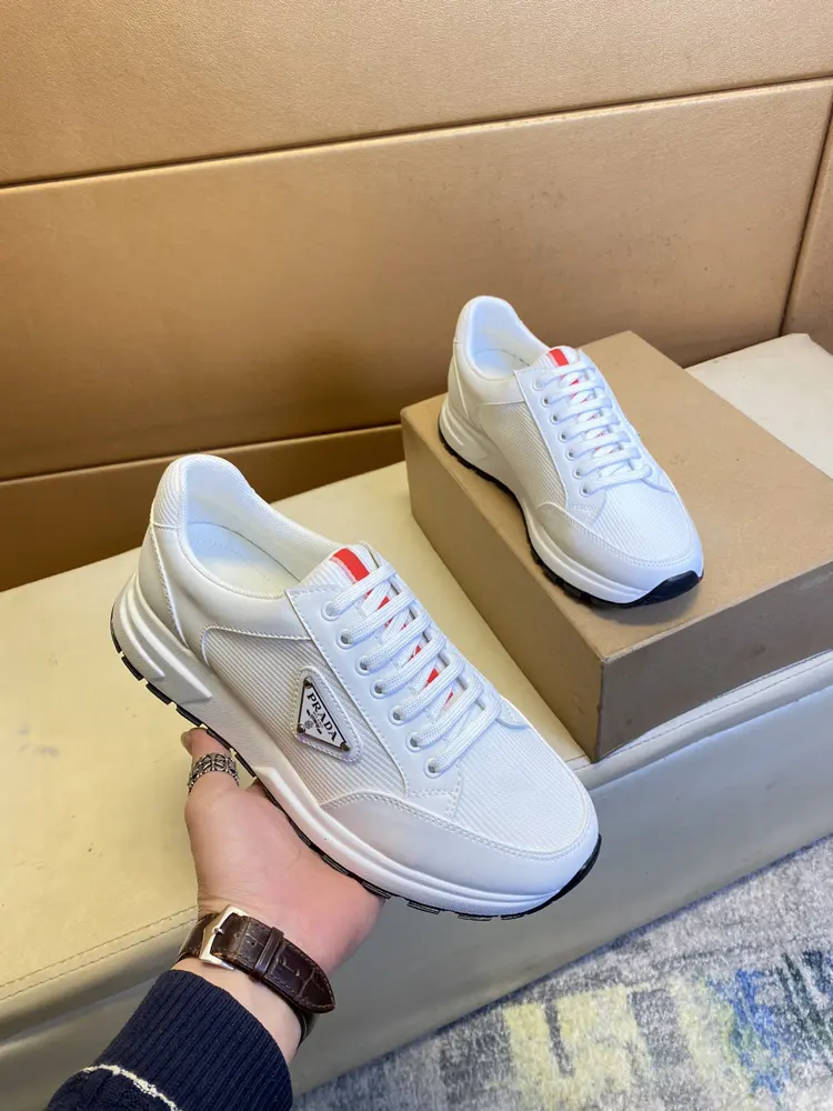 Prada sneakers. Original leather loafers Cowhide lining (no fading and foot rubbing) Sole: