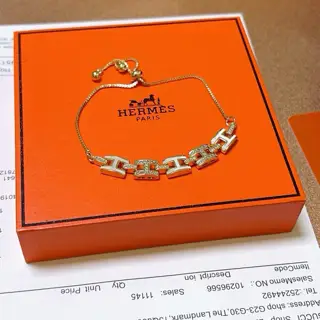 Hermes bracelet It really tests the craftsmanship of the master. The bracelet of the