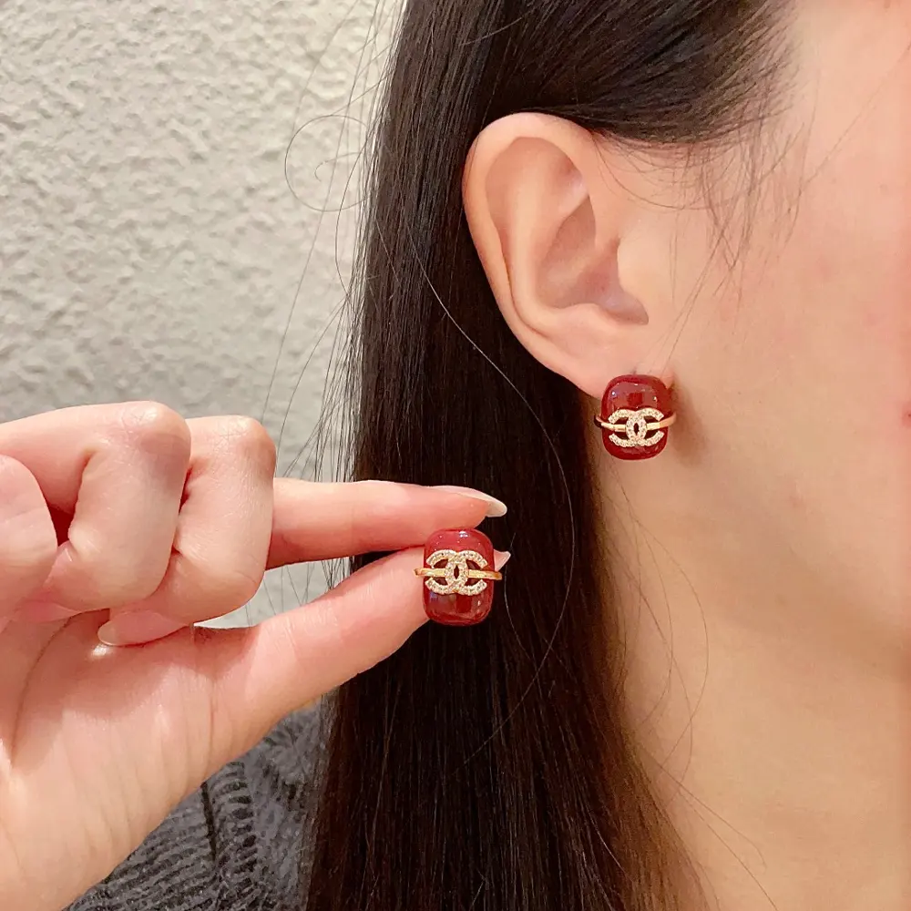 Chanel second-hand earrings
