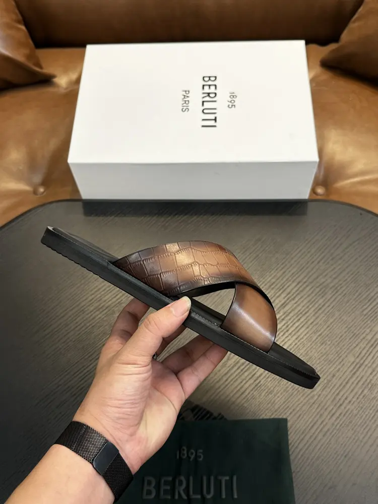 Berluti fashion slippers high gloss version Italy imported calfskin