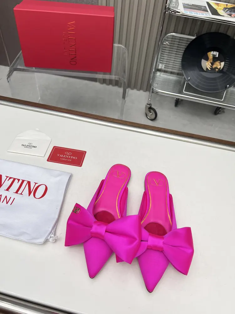 Valentino 2024SS pointed toe mule slippers