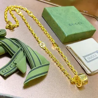 The latest Gucci necklace with a higher-end chain
