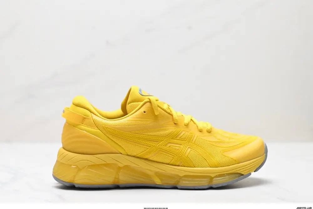 ASICS full-length GEL-Quantum 360 silicone cushioning midsole with breathable mesh and 1203A305-003