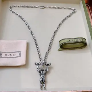 The latest Gucci necklace
