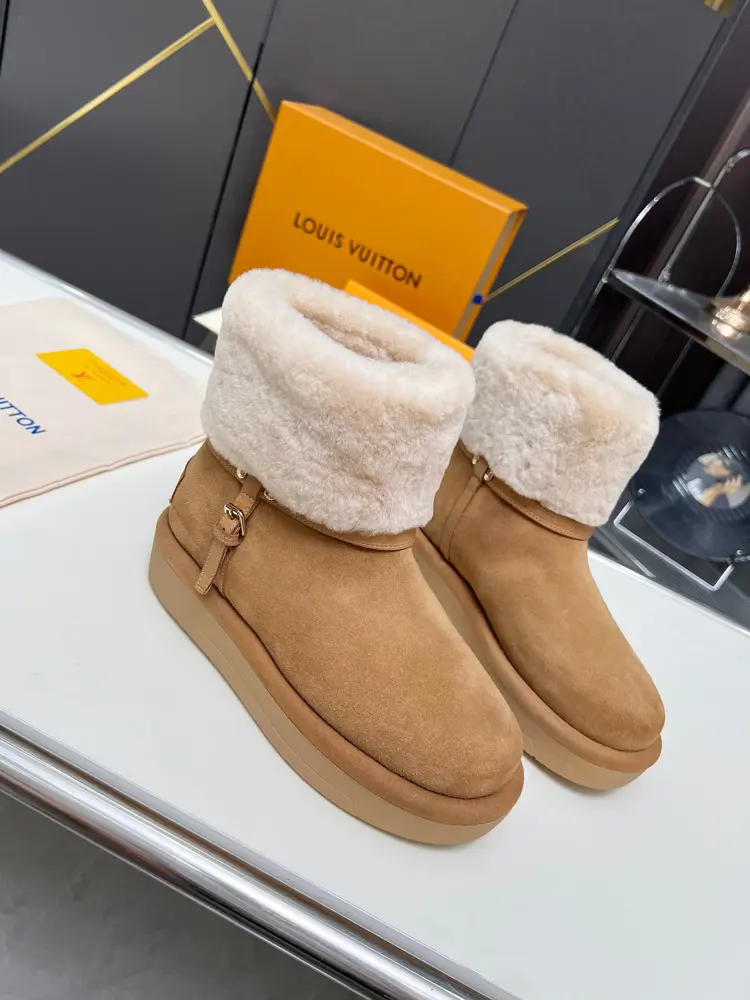 Louis Vuitton high-mercer suede cowhide