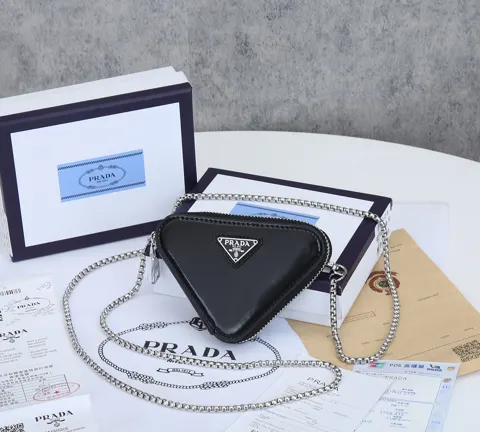 prada Wallet