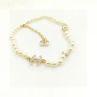 Chanel pearl necklace