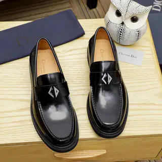 Dior casual men’s shoes are on sale. 1:1 production on the official website. Italian