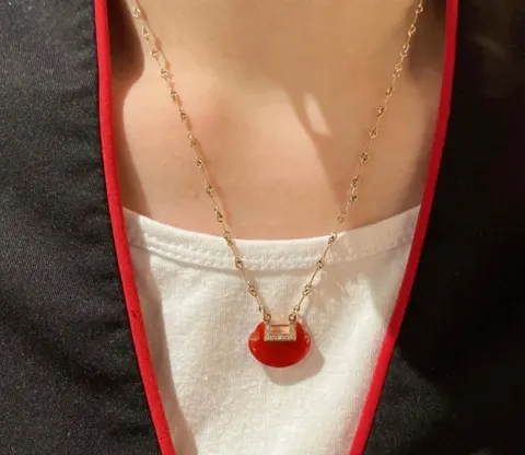Qeelin Kirin YUYI Ruyi Fritillary Necklace