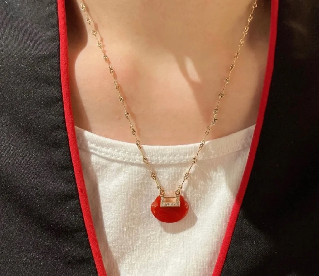 Qeelin Kirin YUYI Ruyi Fritillary Necklace